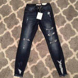 Size 3/25 KanCan Jeans BNWT Style# KC5056LD